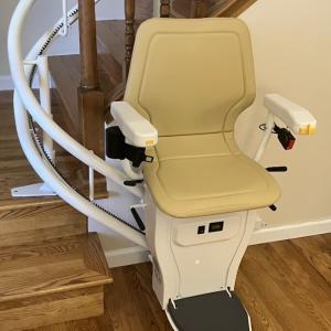 Infinity Curved Stair Lift